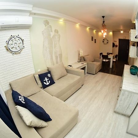 Stars Apartment Μπατούμι Εξωτερικό φωτογραφία
