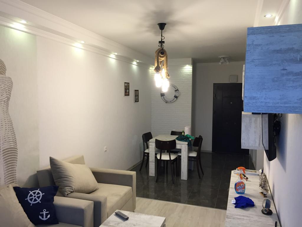 Stars Apartment Μπατούμι Εξωτερικό φωτογραφία