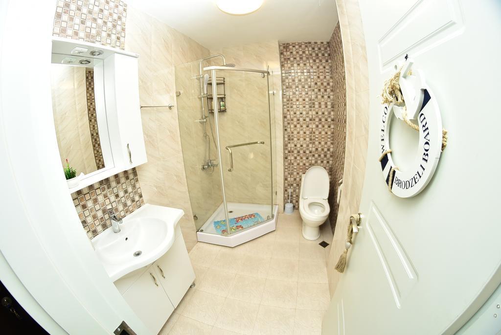 Stars Apartment Μπατούμι Εξωτερικό φωτογραφία